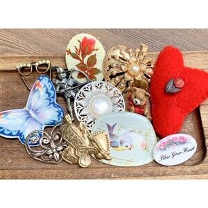 Vintage Brooch Lot 12pc Cottagecore Floral Hearts Novelty Grandma's Cute Pins